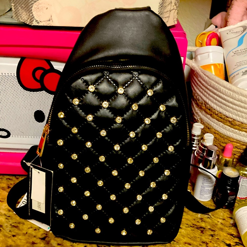 NWT women’s black purse